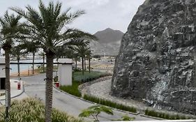 Apartments With Three Bedrooms At Address Hotel